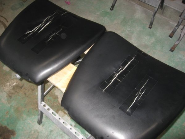 画像1: ■￥５，２５０〜　ダイニングチェア（椅子）座面の破れ　張替え