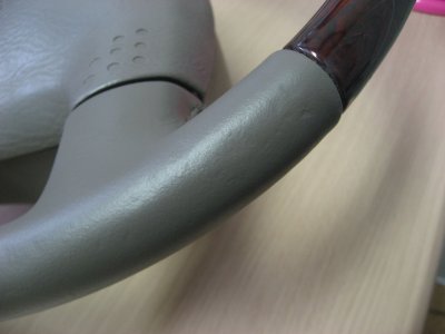 画像3: ■施工例■　青森県よりご依頼　グランドハイエース純正ステアリング　劣化による塗装はがれ等の補修（リペア）