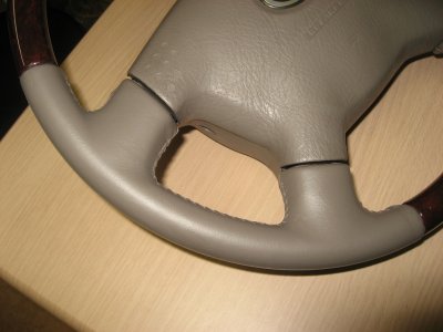 画像2: ■施工例■　青森県よりご依頼　グランドハイエース純正ステアリング　劣化による塗装はがれ等の補修（リペア）