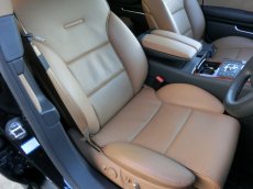 画像2: ■施工例■　ＡＵＤＩ　Ａ８Ｌ　レザーシートクリーニング (2)