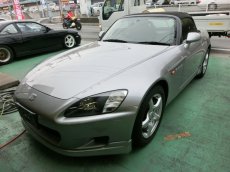 画像1: ■基本料金１８，０００円〜　■施工例■　ホンダＳ２０００　純正レザーシートのサイドサポート部擦れ、ひび等の補修 (1)