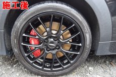 画像3: ■基本料金１５，０００円〜　■施工例■　ＭＩＮＩ　ＪＣＷ（ジョンクーパーワークス）純正アルミホイール（１７インチ・ブラック塗装）ガリ傷修理　福岡市でアルミホイールのガリ傷補修・修正はオートエージェンシーまで (3)