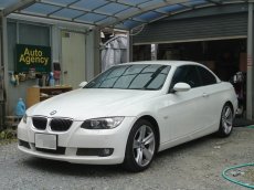 画像1: ■基本料金１５，０００円〜　■施工例■　ＢＭＷ３３５ｉカブリオレ(１８インチ・シルバー）ガリ傷修理　福岡市近郊でアルミホイールのガリ傷リペア・補修をお考えの方はオートエージェンシーまで (1)