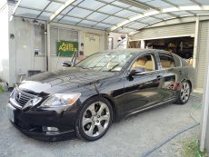 画像1: ■施工例■　レクサスＧＳ３５０　ベージュレザーシートの劣化・擦れ・破れ等の補修　アームレスト色替えなどなど　福岡市近郊で本革シートの劣化や剥がれなどにお悩みの方、オートエージェンシーまでお気軽にお問合せください。 (1)