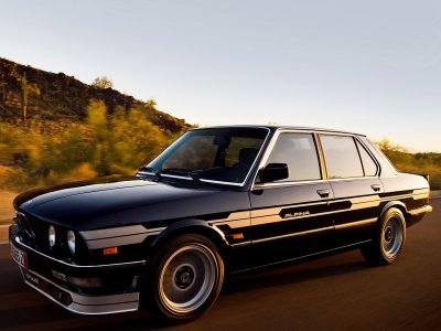 画像3: ■施工例■　ＢＭＷ（Ｅ２８）アルピナ　劣化によるダッシュボード割れ（亀裂）の補修